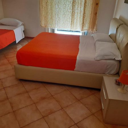 Relais Napoli Velata Bed & Breakfast Bagian luar foto