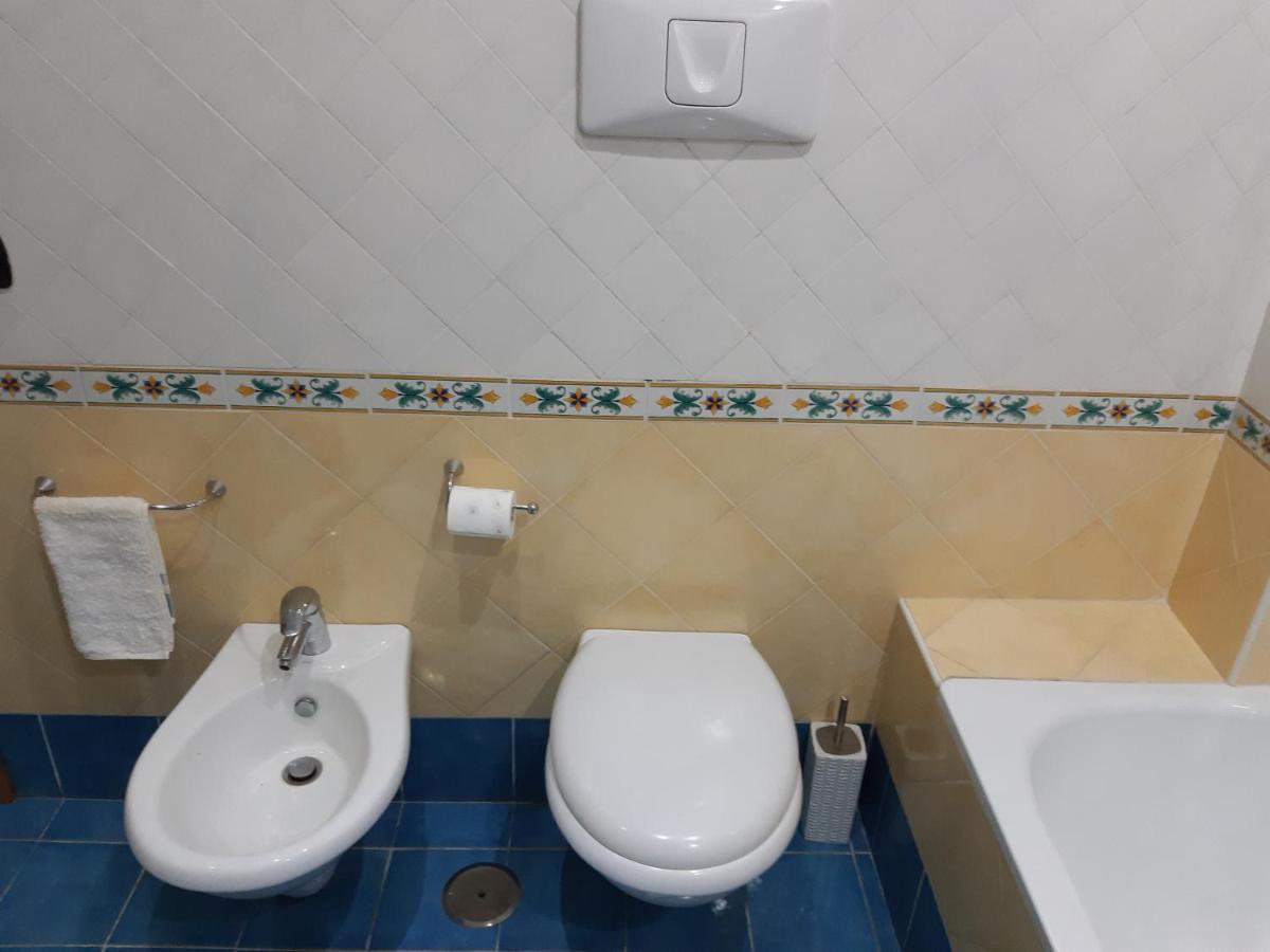 Relais Napoli Velata Bed & Breakfast Bagian luar foto