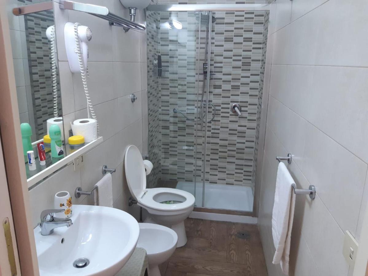 Relais Napoli Velata Bed & Breakfast Bagian luar foto